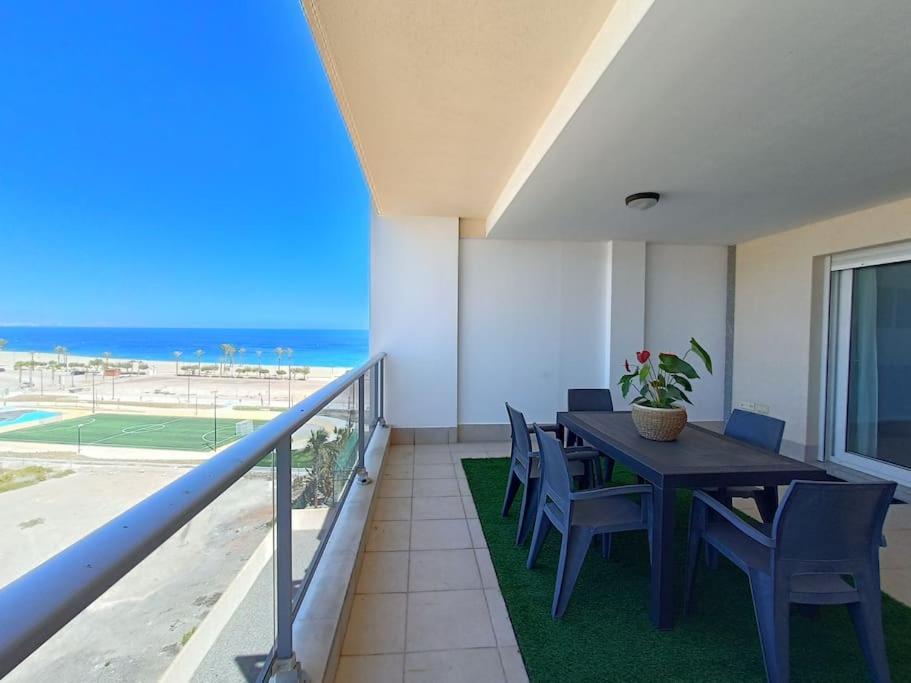 Mar Y Sal 12 Suites, Gran Terraza Con Vistas Al Mar, 2 Hab, Garaje Y Piscina Рокетас-де-Мар Екстер'єр фото
